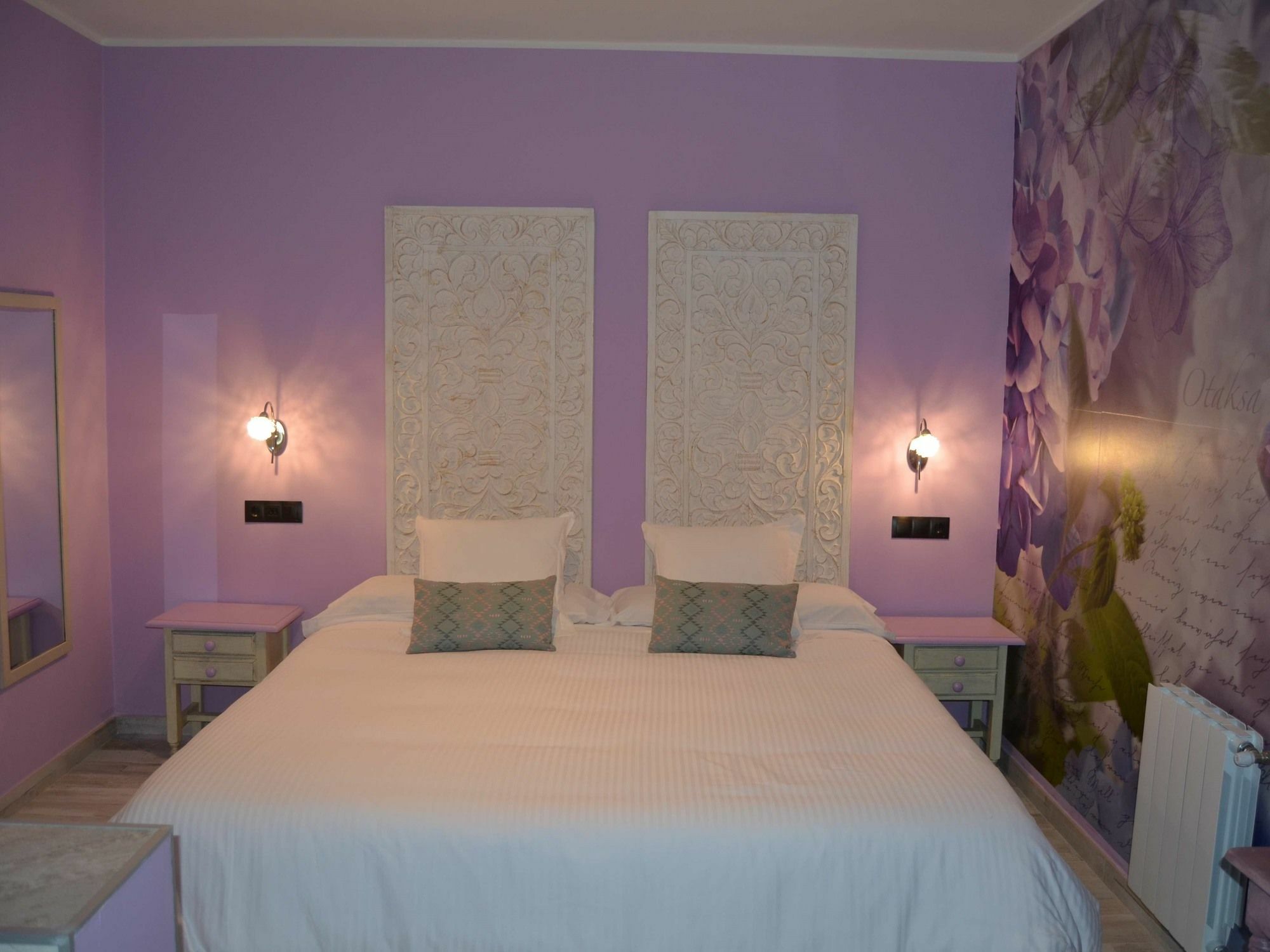 Akla Suites Con Jacuzzi Santillana Santillana del Mar Exterior photo